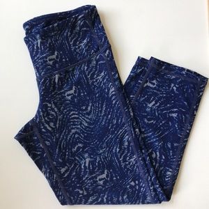 Athleta blue/grey printed cropped yoga running leggings XS
